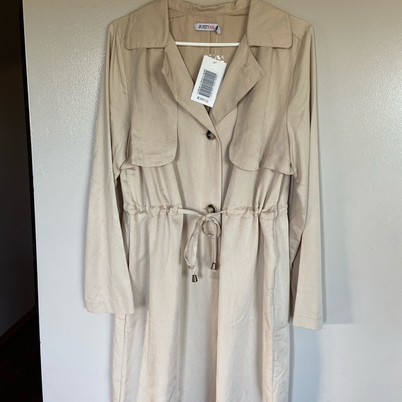 Lightweight short trench coat - Picture 1 of 2